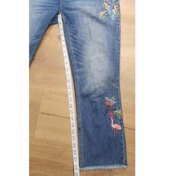 Johnny Was Zoe Cropped Boyfriend Jean Embroidered Size 28 - Picture 13 of 15